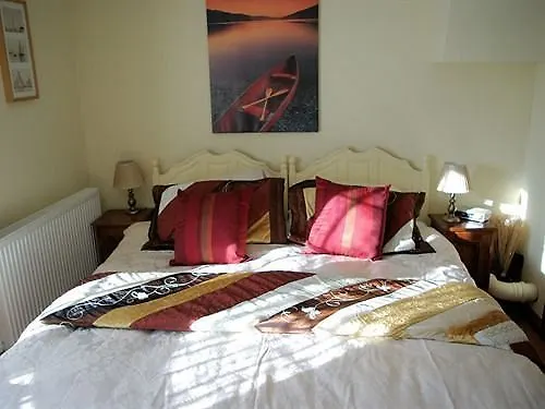 Limpert Bay Guest House Barry 4*,