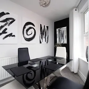 Stunning Sea Views - Barry's Retreat By Ty Sa Apartment